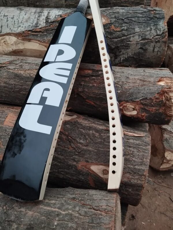 Cricket Bat - Image 4